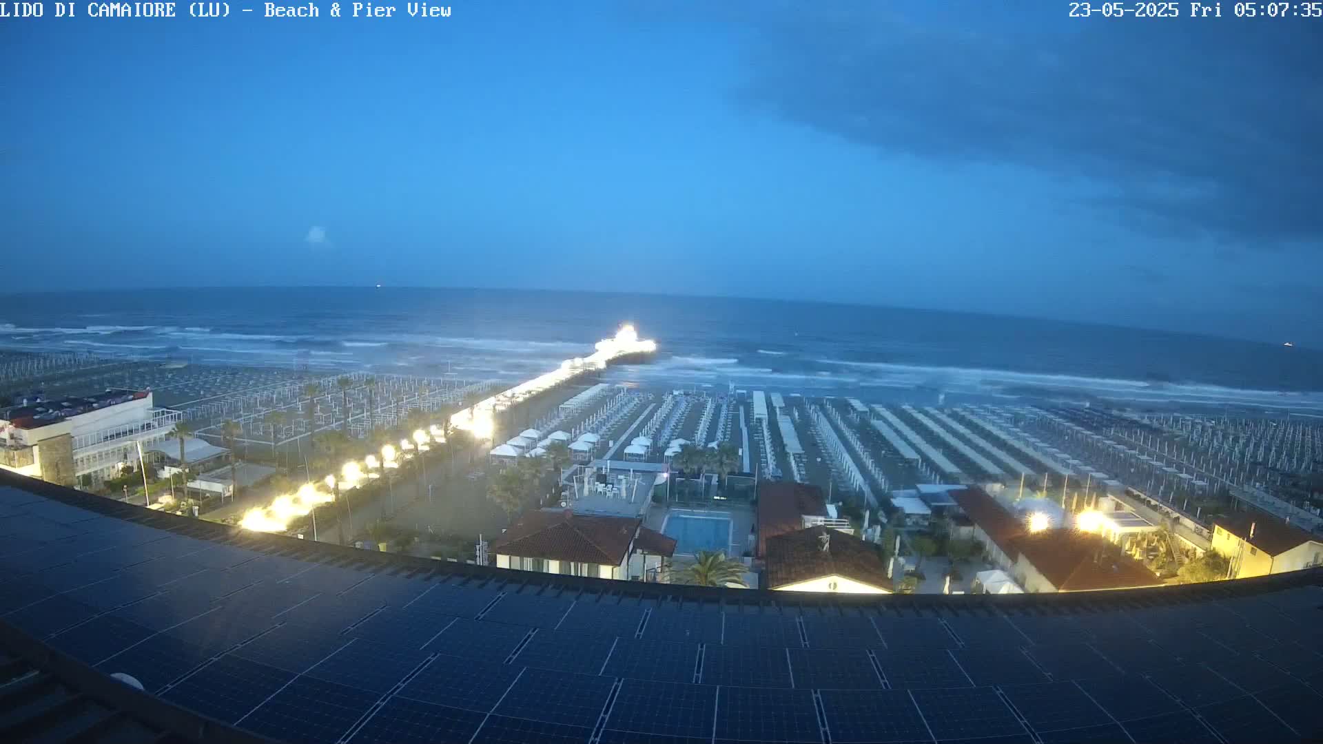 Versilia Beach , Lido di Camaiore Live Cam -  Lucca, Italy