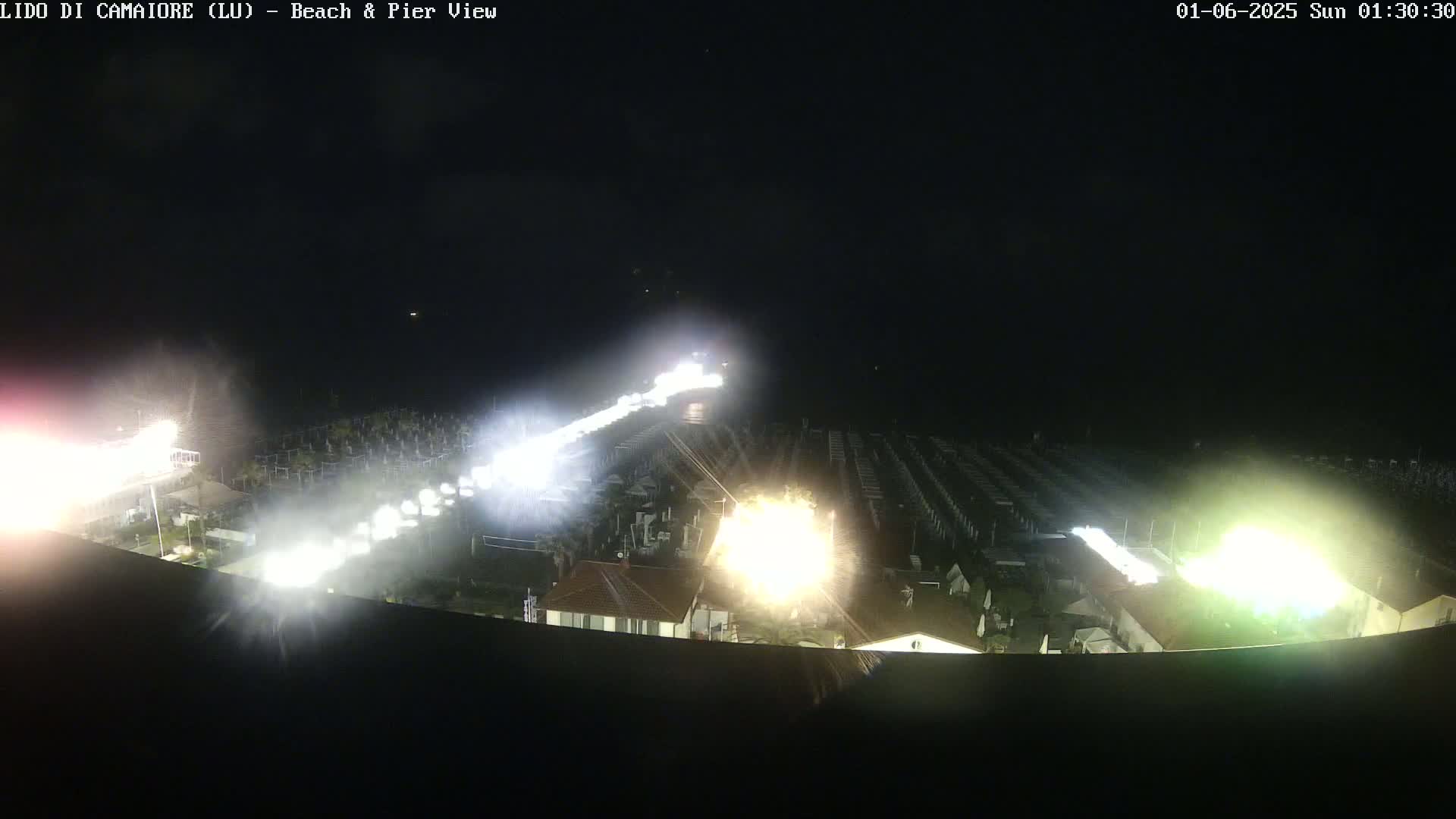 Versilia Beach , Lido di Camaiore Live Cam -  Lucca, Italy