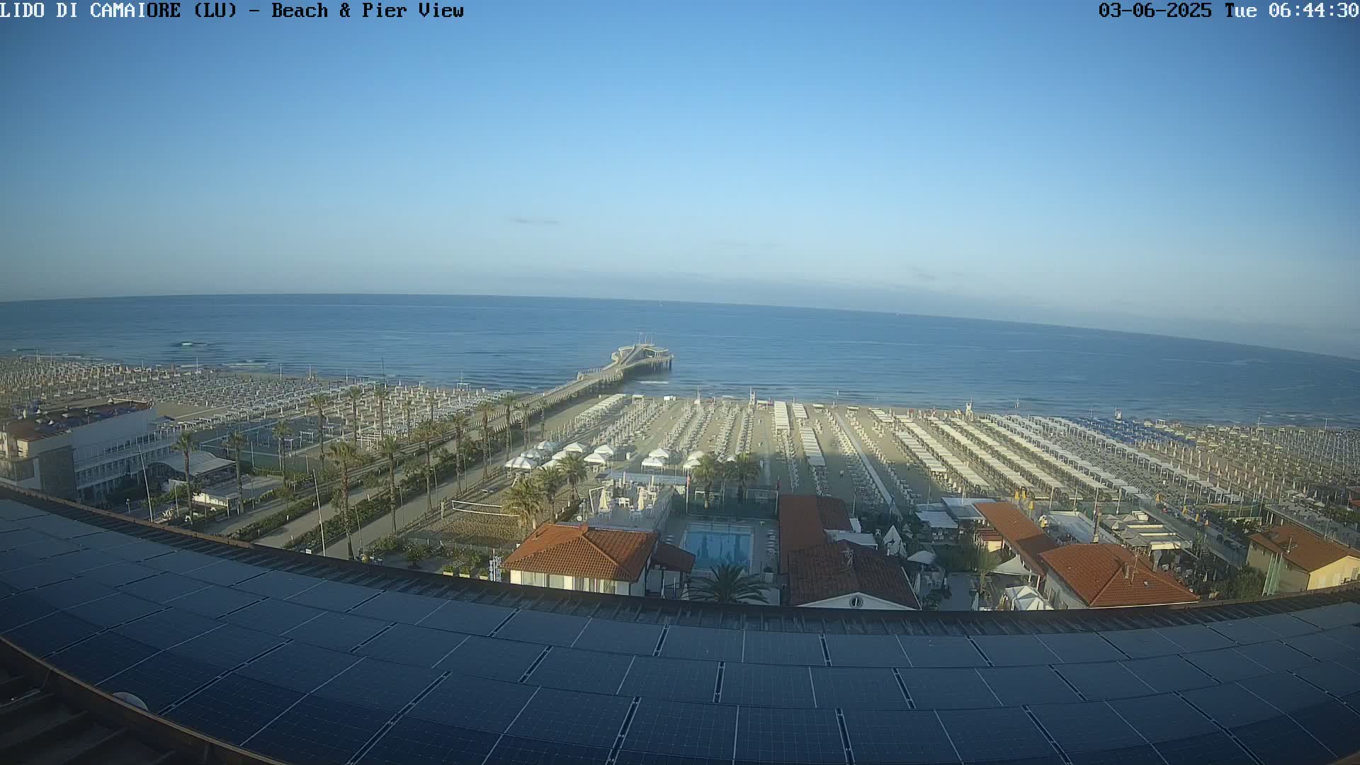 Versilia Beach , Lido di Camaiore Live Cam -  Lucca, Italy