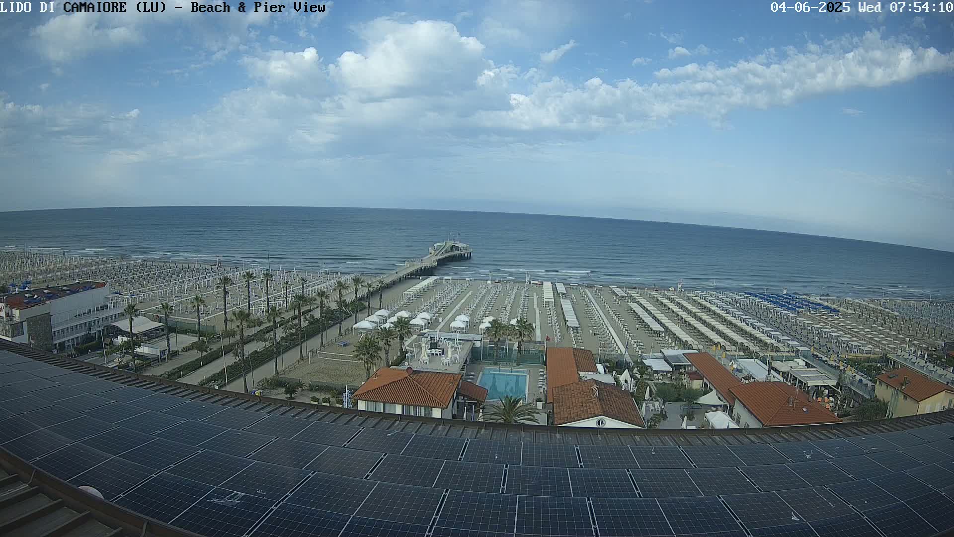 Versilia Beach , Lido di Camaiore Live Cam -  Lucca, Italy