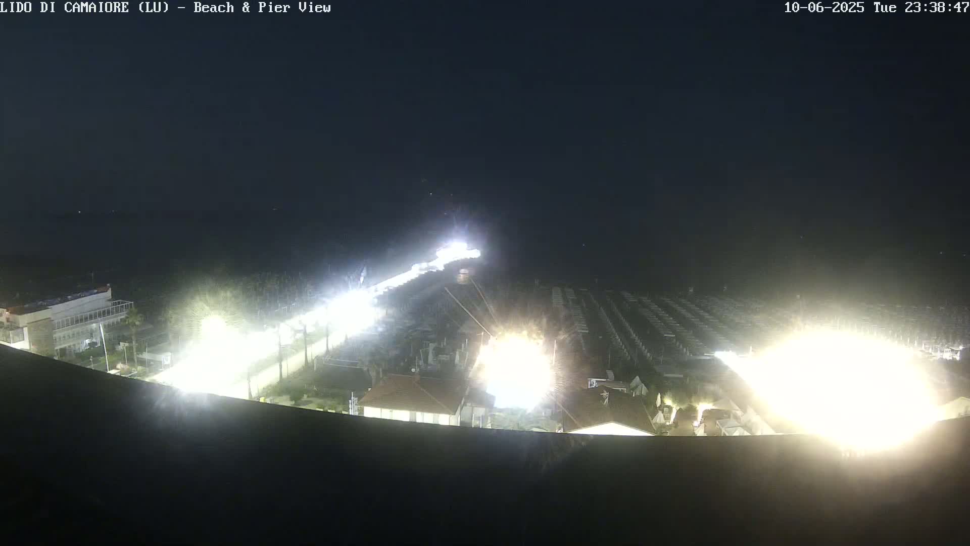 Versilia Beach , Lido di Camaiore Live Cam -  Lucca, Italy