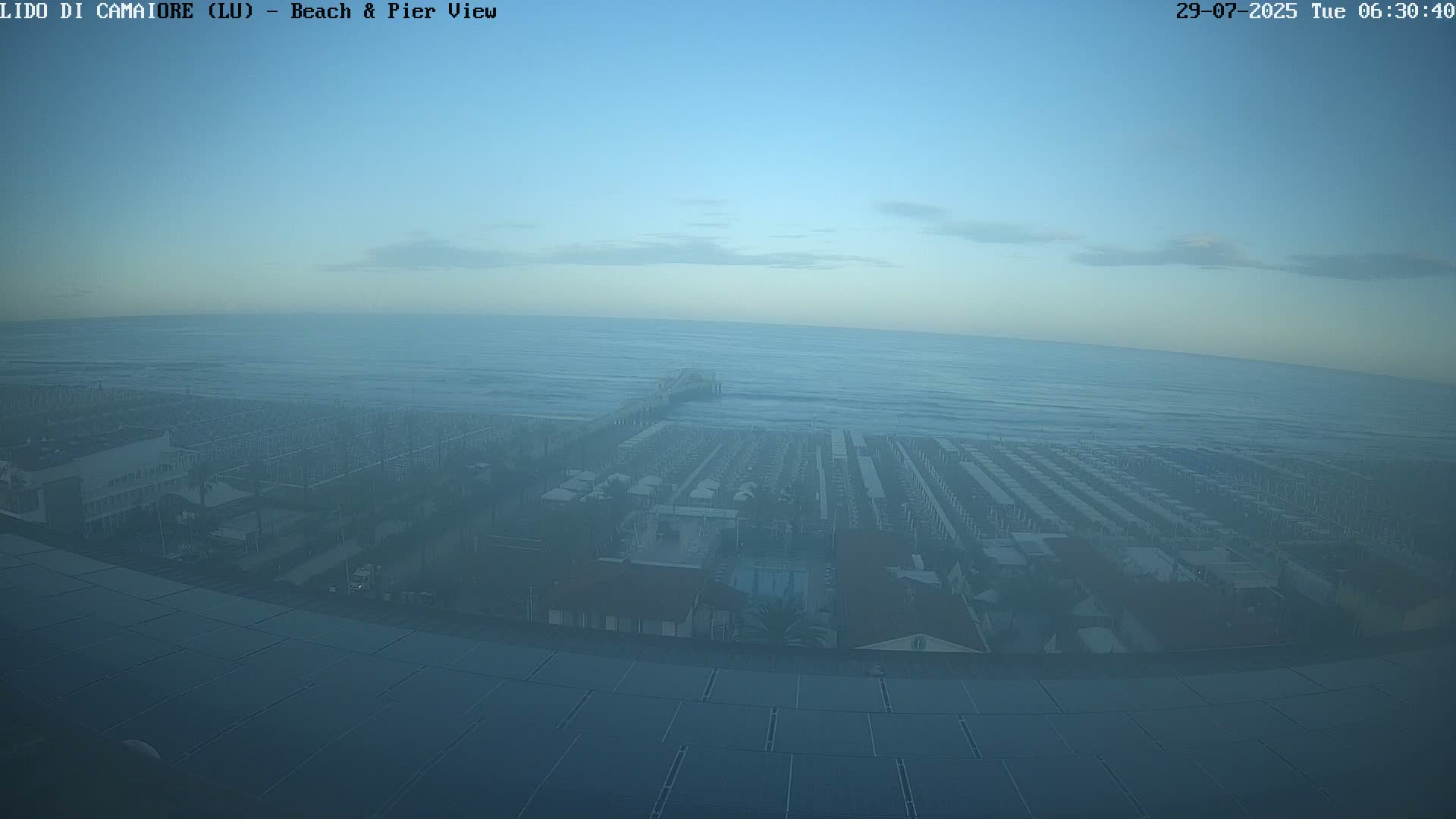 Versilia Beach , Lido di Camaiore Live Cam -  Lucca, Italy