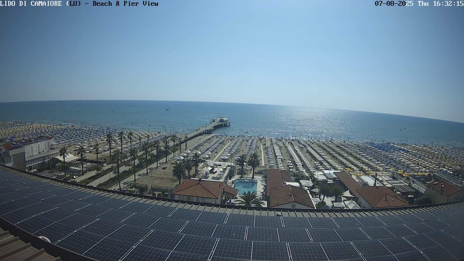 Versilia Beach , Lido di Camaiore Live Cam -  Lucca, Italy