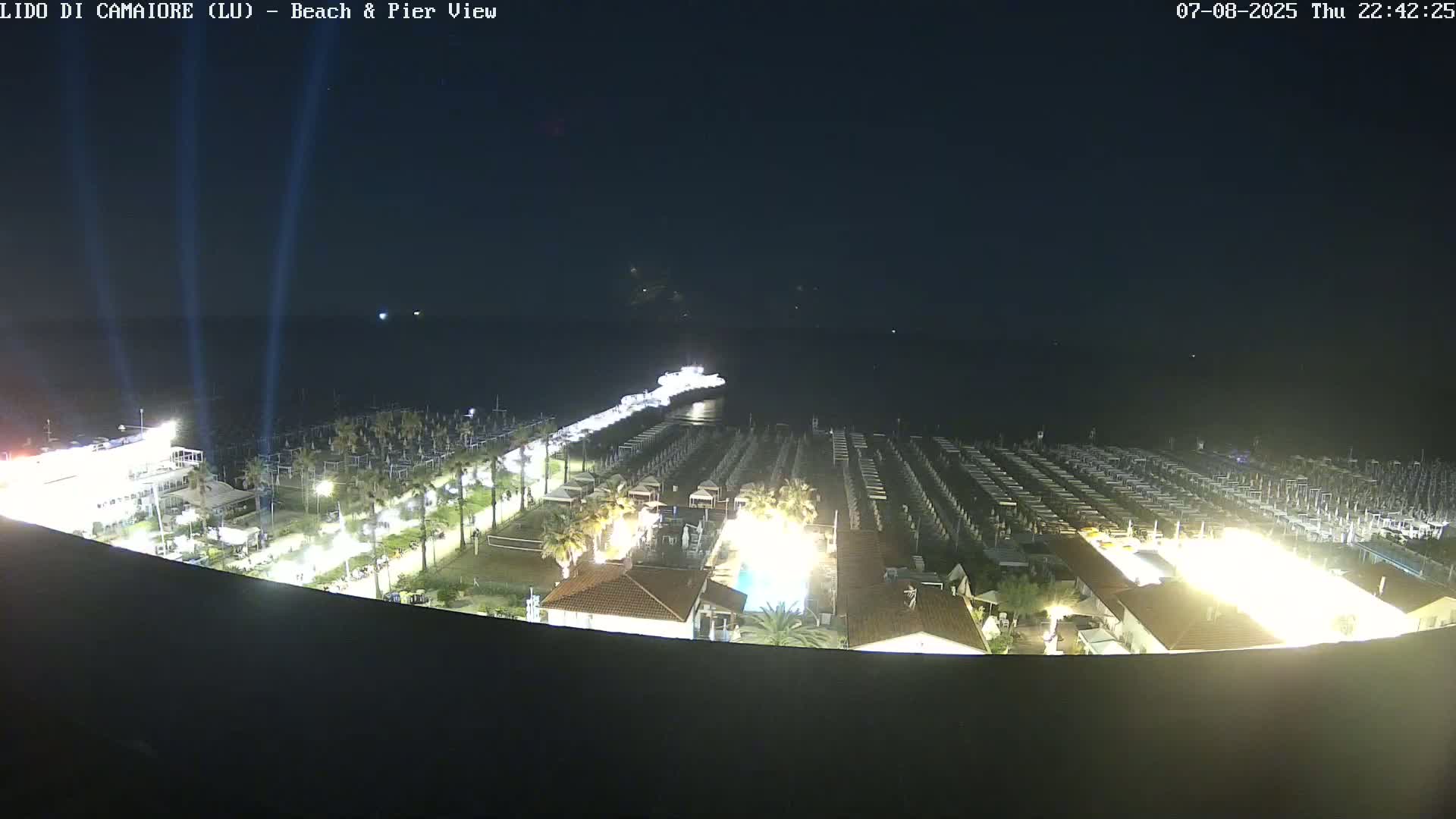 Versilia Beach , Lido di Camaiore Live Cam -  Lucca, Italy