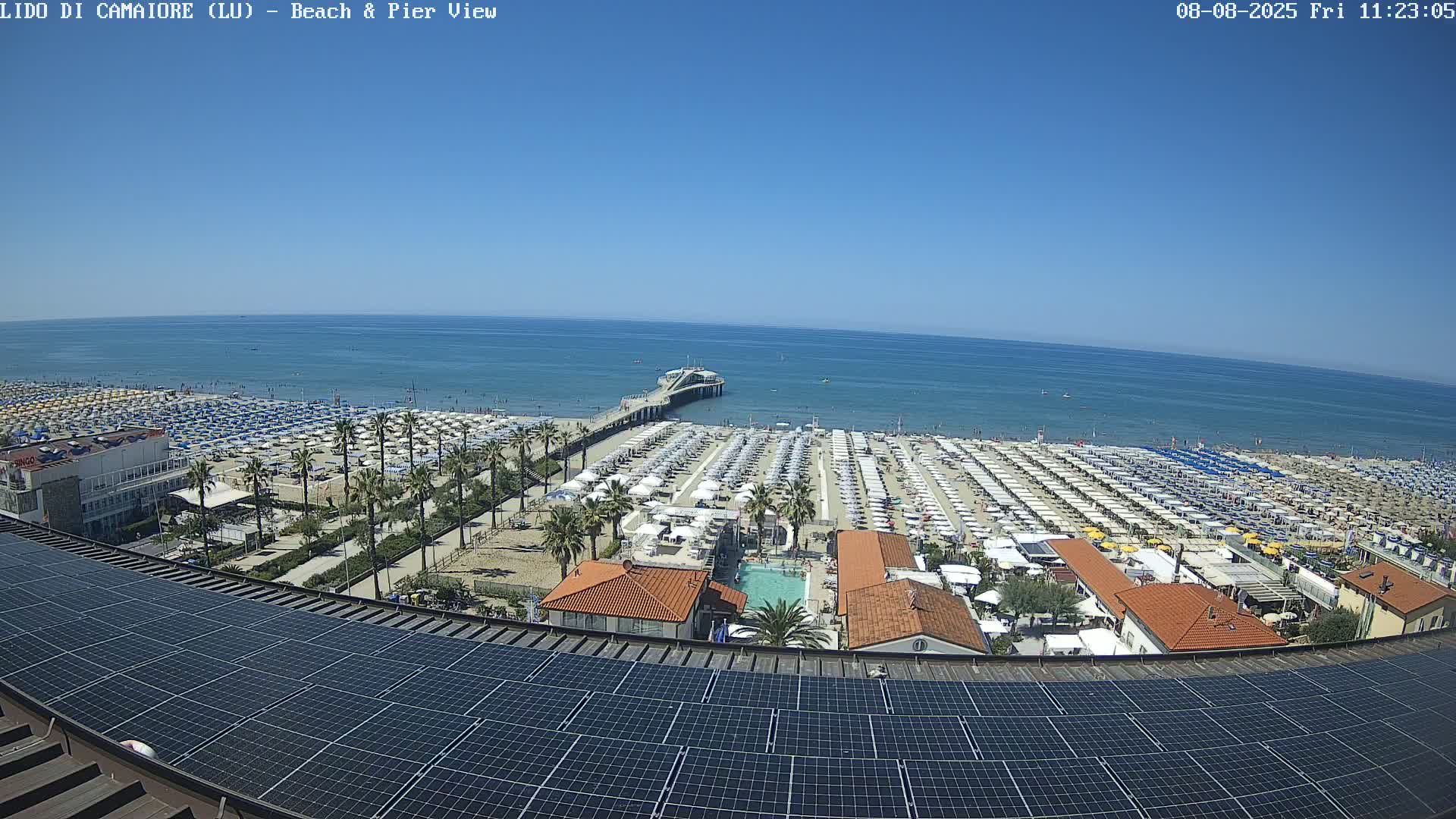 Versilia Beach , Lido di Camaiore Live Cam -  Lucca, Italy