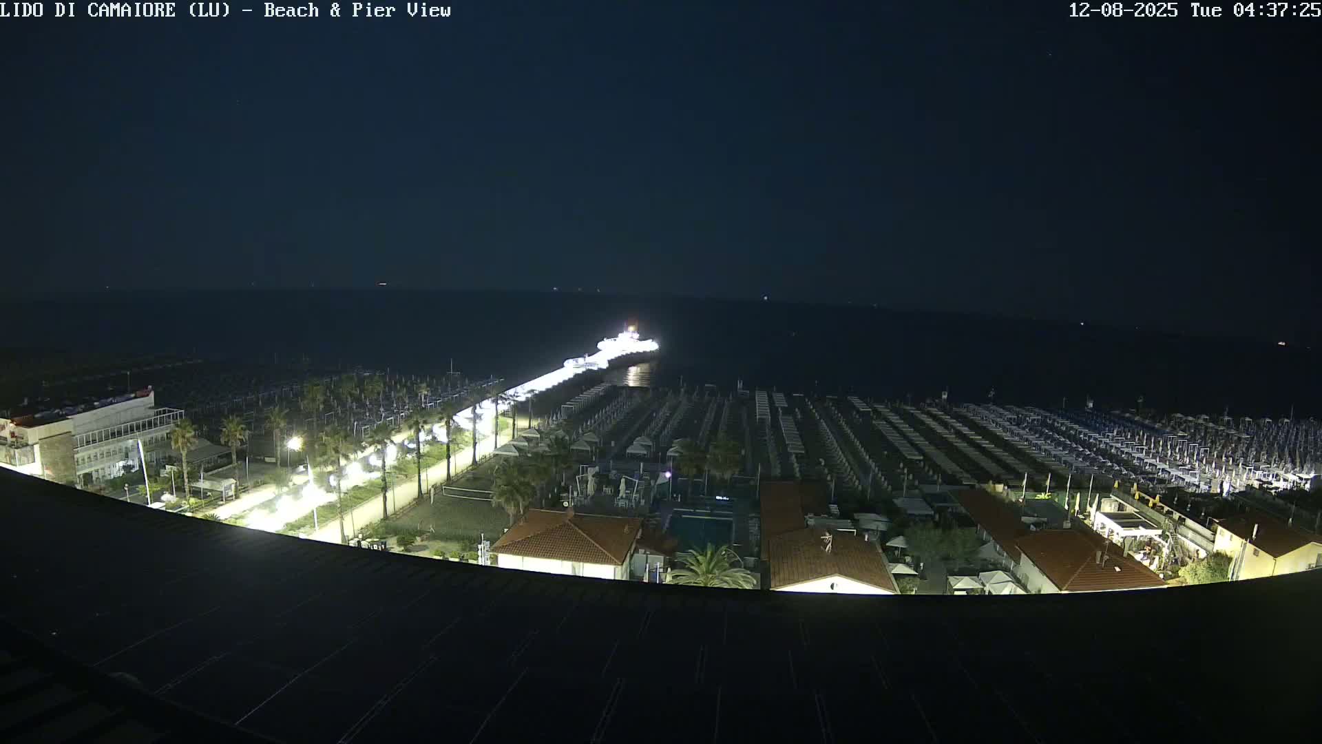 Versilia Beach , Lido di Camaiore Live Cam -  Lucca, Italy