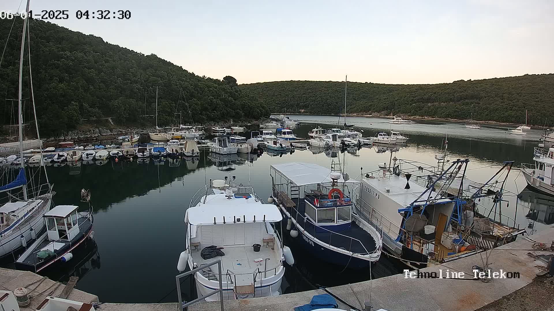 Krnica, Krnicki Porat Marine & Adriatic Coast Live Cam - Krnica, Opcina Marcana, Istria, Croatia