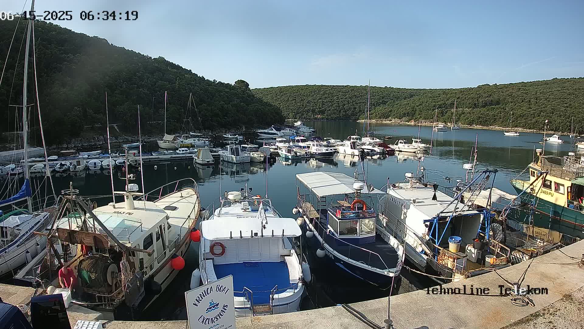 Krnica, Krnicki Porat Marine & Adriatic Coast Live Cam - Krnica, Opcina Marcana, Istria, Croatia