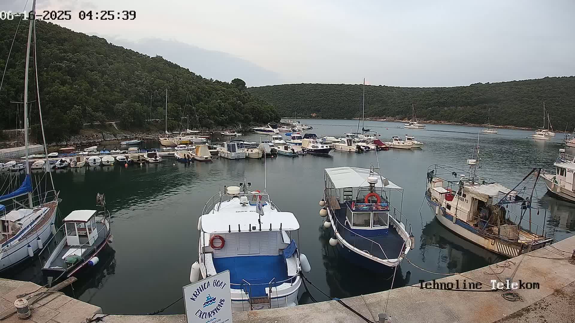 Krnica, Krnicki Porat Marine & Adriatic Coast Live Cam - Krnica, Opcina Marcana, Istria, Croatia