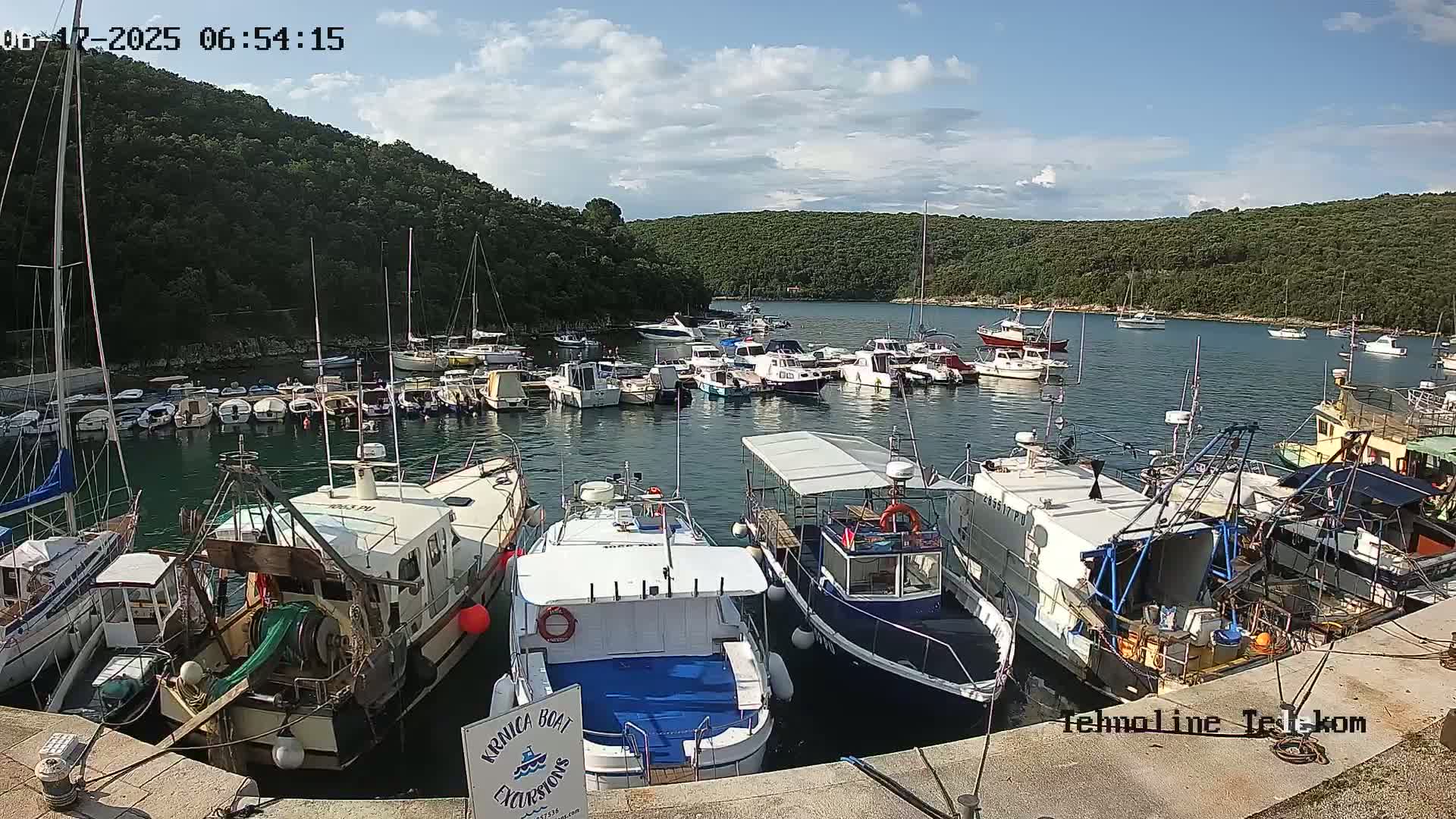 Krnica, Krnicki Porat Marine & Adriatic Coast Live Cam - Krnica, Opcina Marcana, Istria, Croatia
