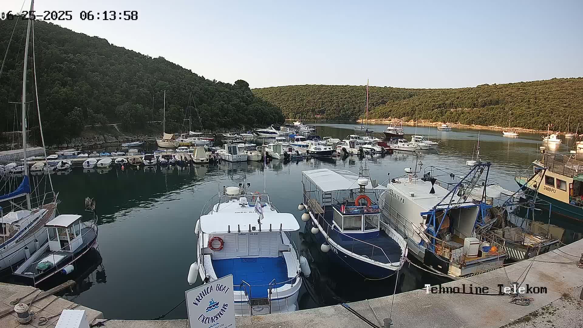 Krnica, Krnicki Porat Marine & Adriatic Coast Live Cam - Krnica, Opcina Marcana, Istria, Croatia