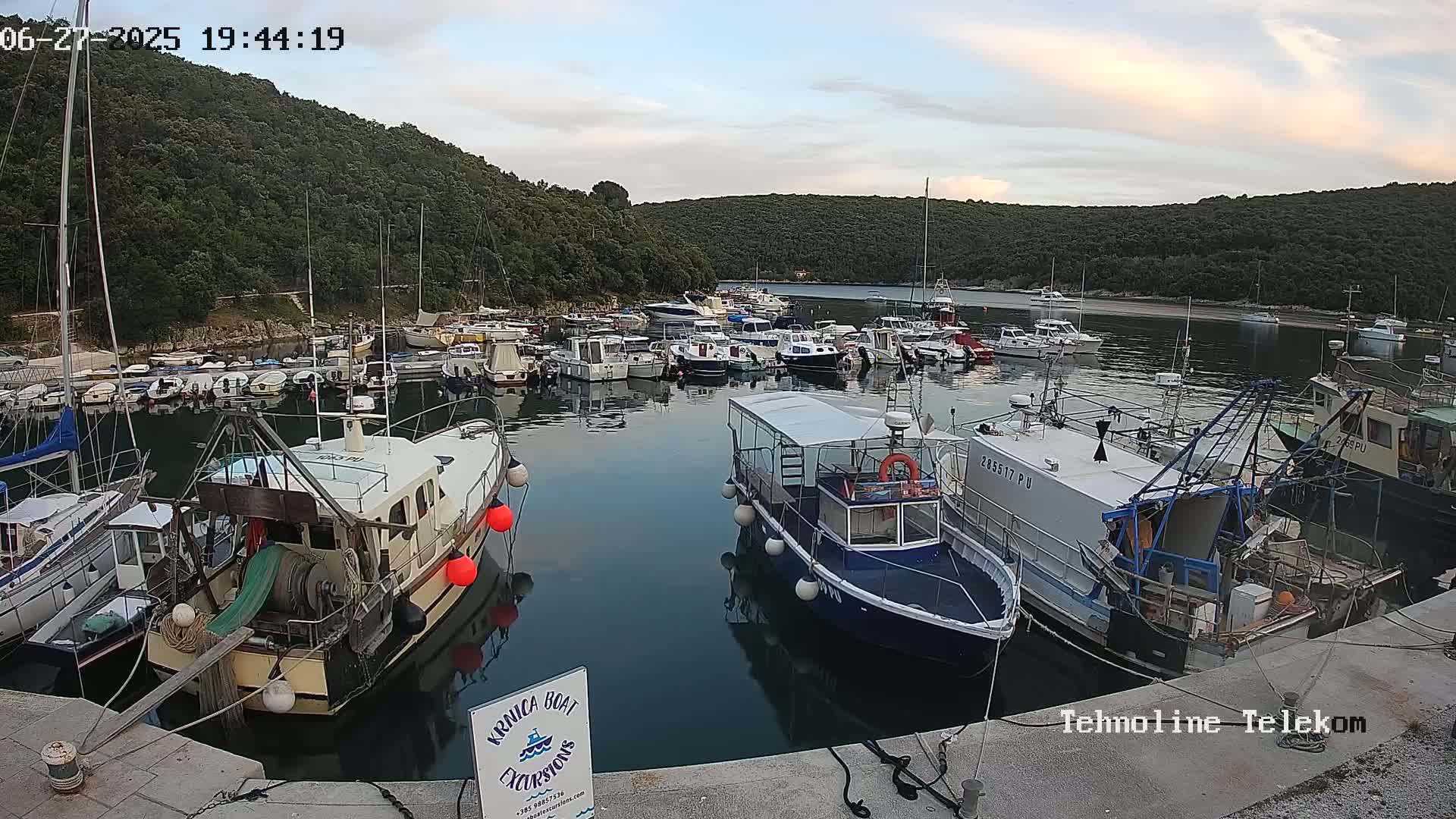 Krnica, Krnicki Porat Marine & Adriatic Coast Live Cam - Krnica, Opcina Marcana, Istria, Croatia