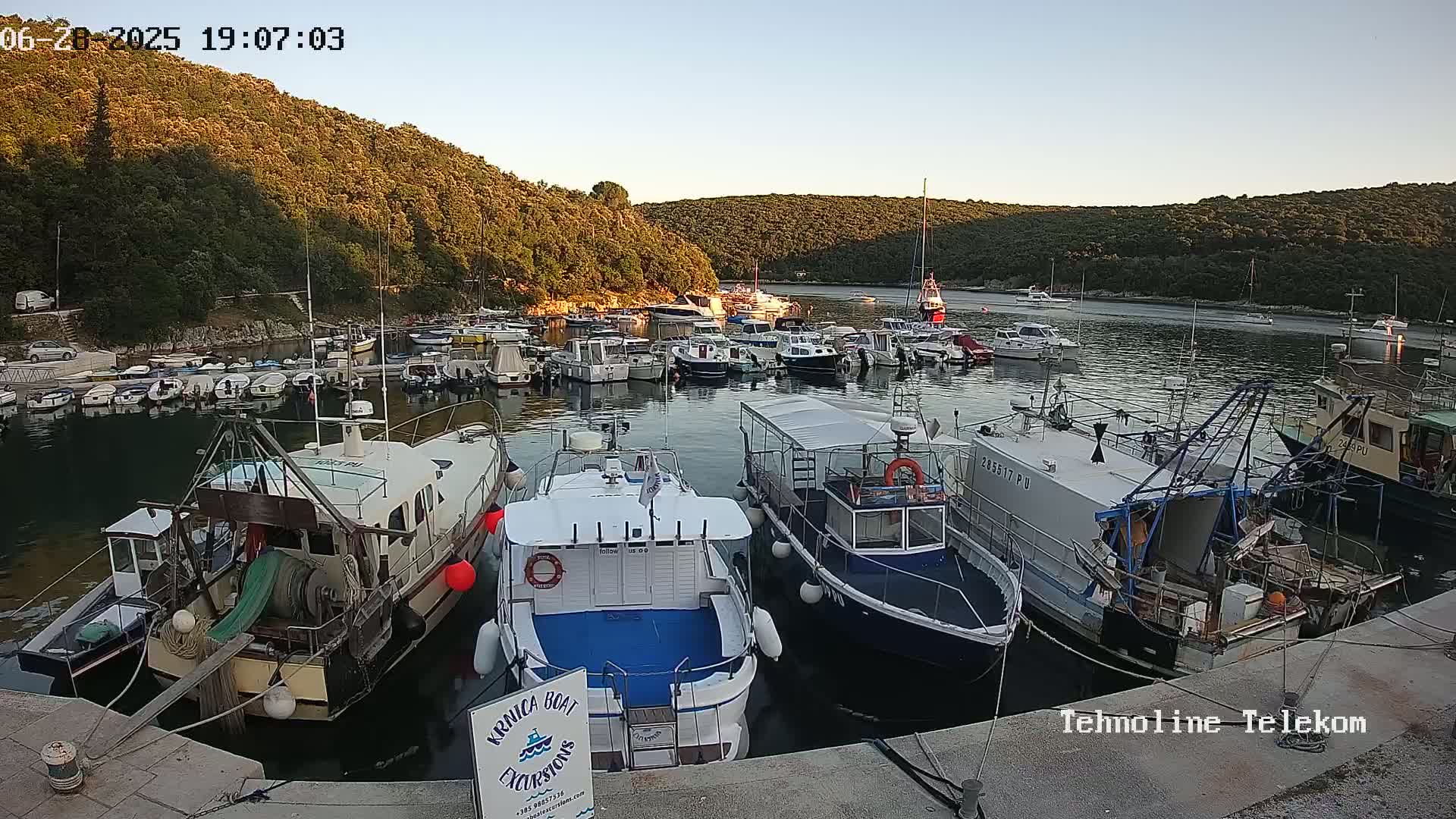 Krnica, Krnicki Porat Marine & Adriatic Coast Live Cam - Krnica, Opcina Marcana, Istria, Croatia