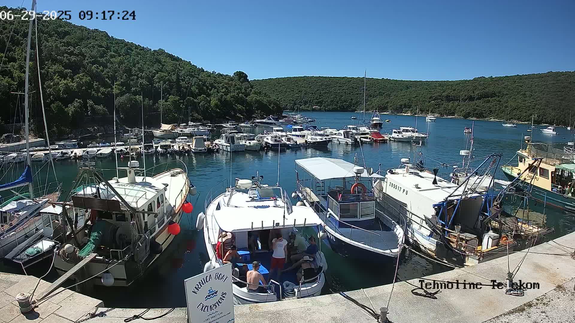 Krnica, Krnicki Porat Marine & Adriatic Coast Live Cam - Krnica, Opcina Marcana, Istria, Croatia