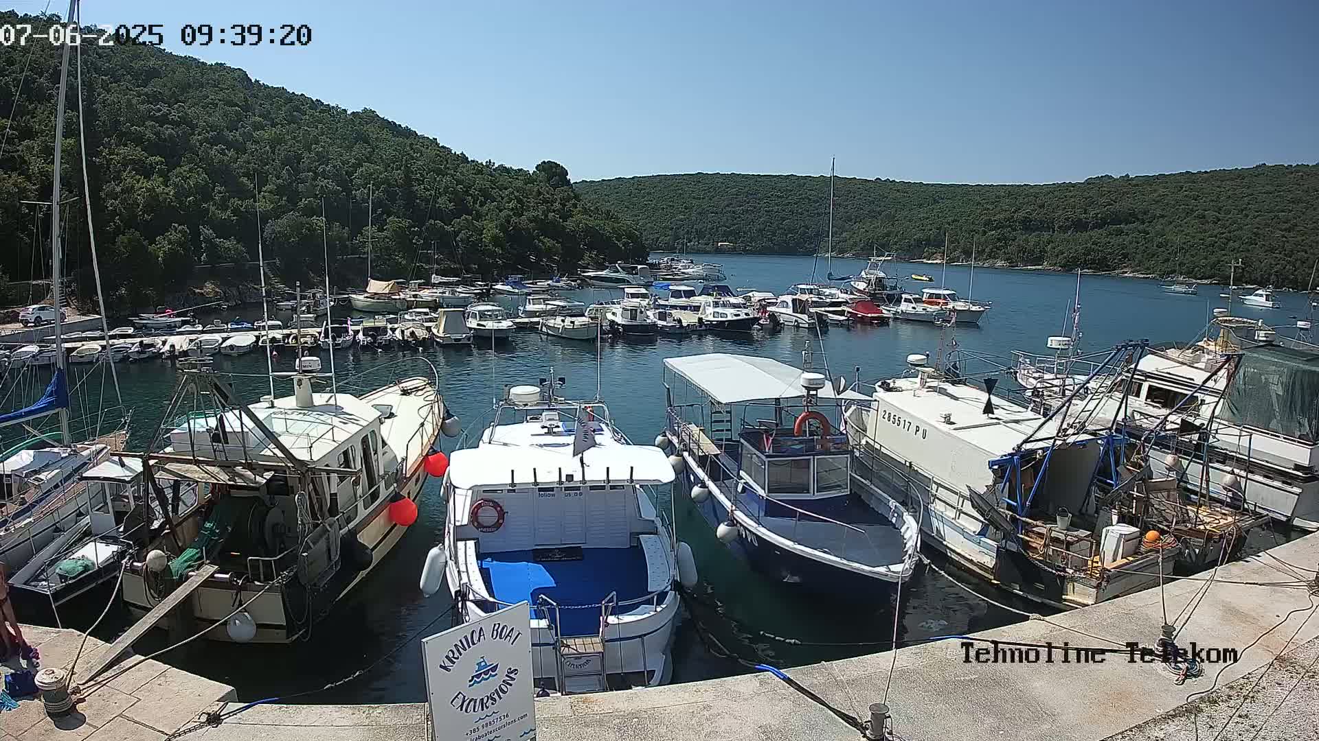 Krnica, Krnicki Porat Marine & Adriatic Coast Live Cam - Krnica, Opcina Marcana, Istria, Croatia
