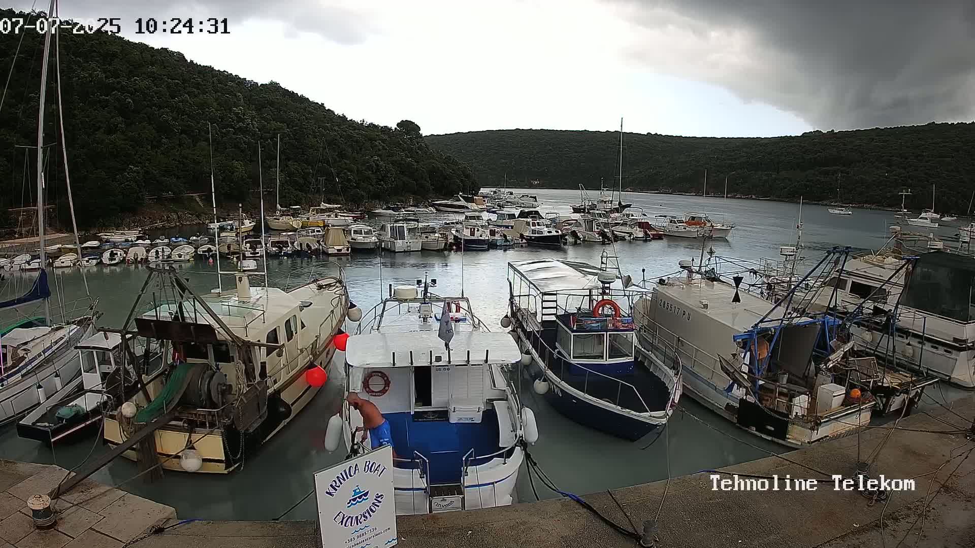 Krnica, Krnicki Porat Marine & Adriatic Coast Live Cam - Krnica, Opcina Marcana, Istria, Croatia