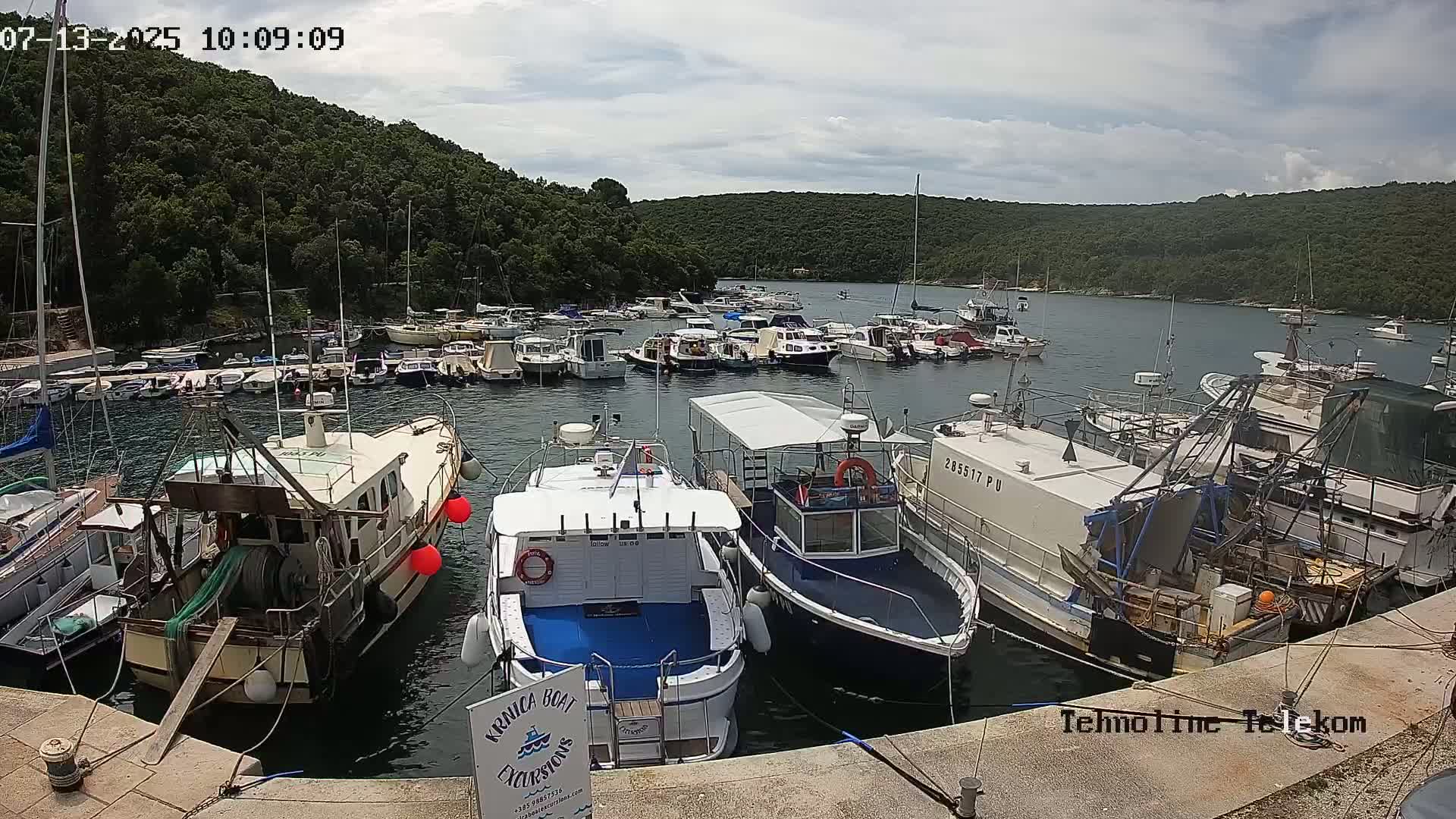 Krnica, Krnicki Porat Marine & Adriatic Coast Live Cam - Krnica, Opcina Marcana, Istria, Croatia