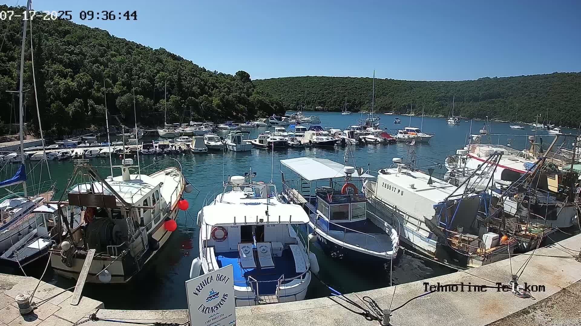 Krnica, Krnicki Porat Marine & Adriatic Coast Live Cam - Krnica, Opcina Marcana, Istria, Croatia
