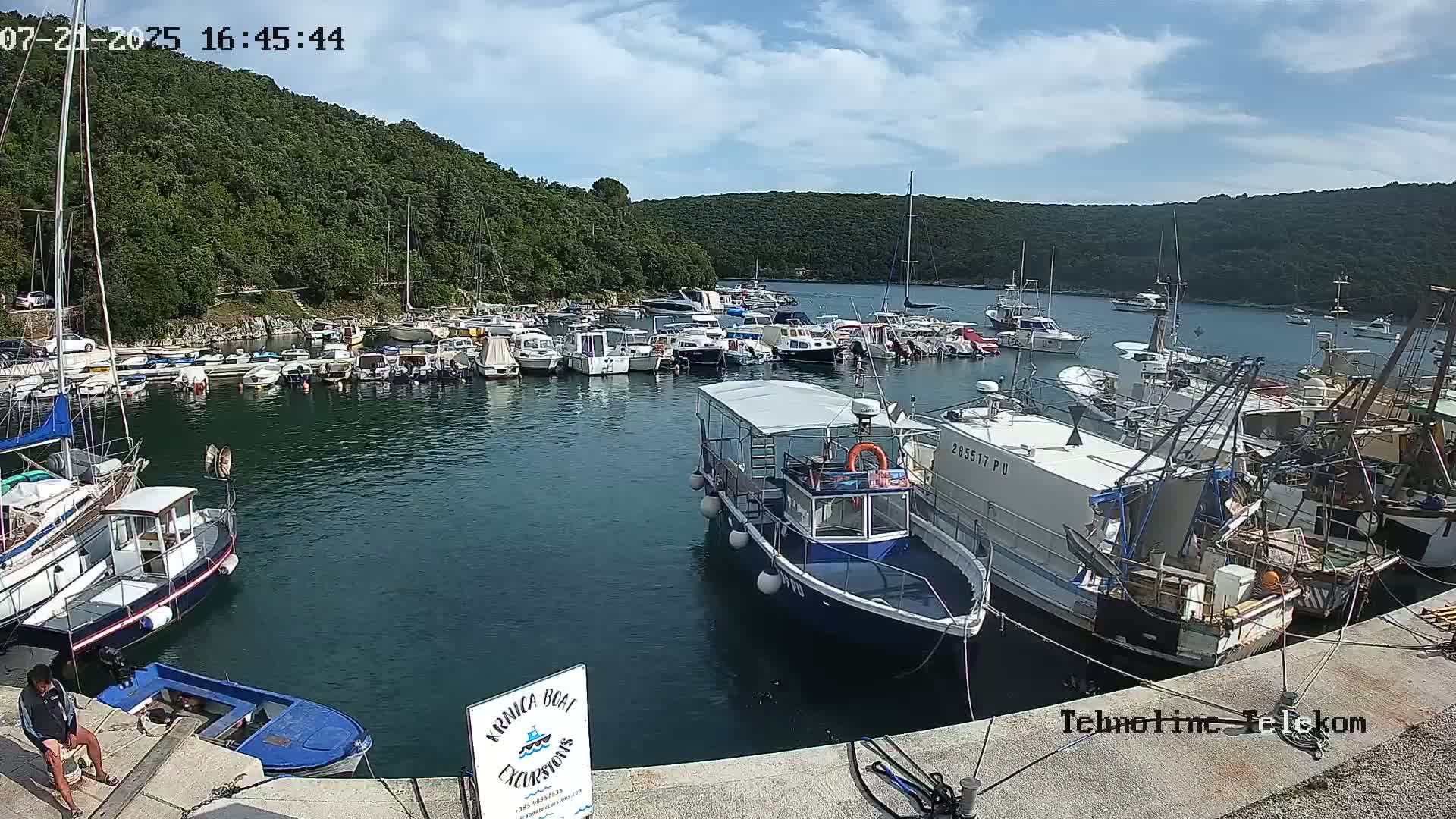 Krnica, Krnicki Porat Marine & Adriatic Coast Live Cam - Krnica, Opcina Marcana, Istria, Croatia