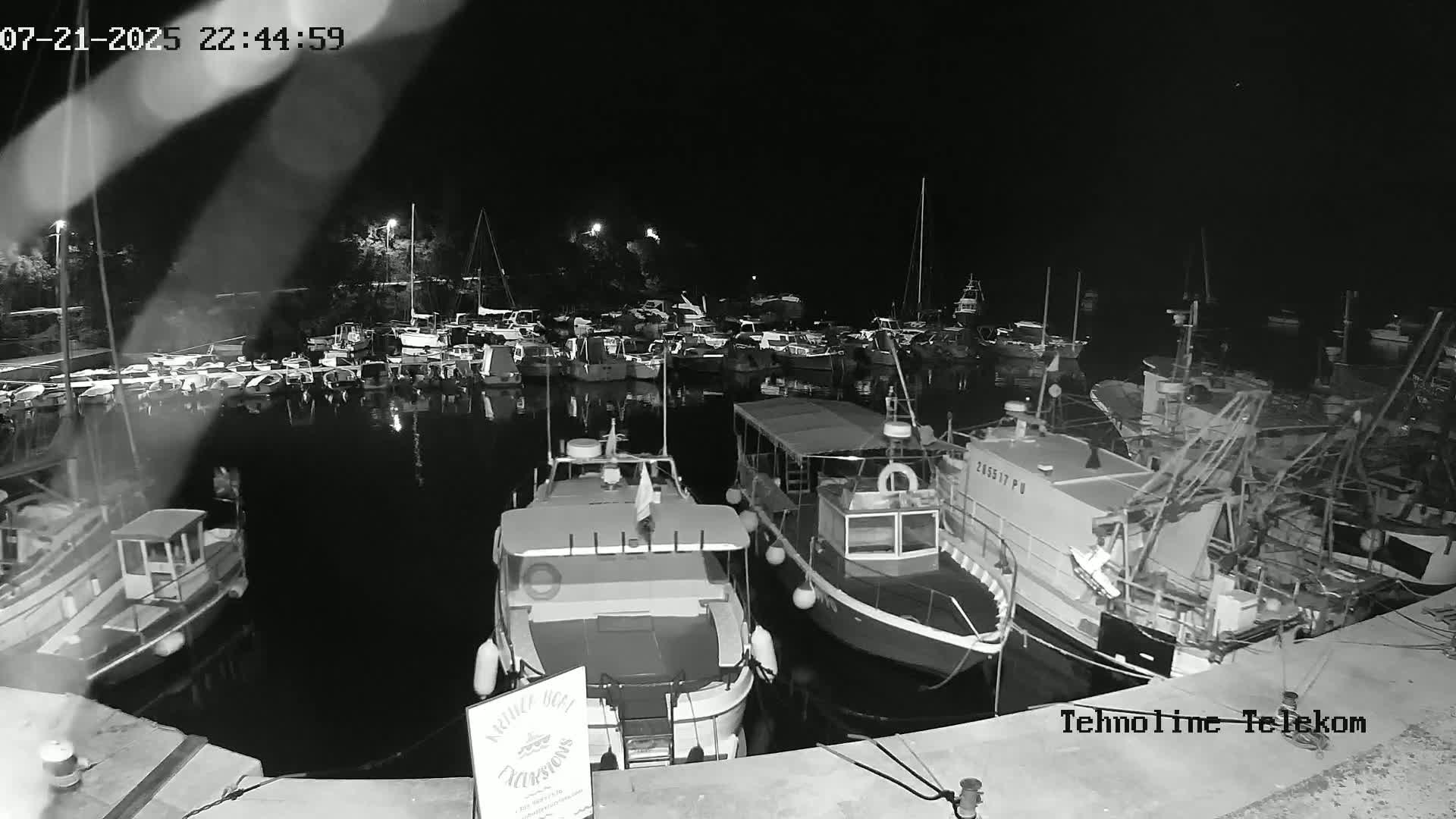 Krnica, Krnicki Porat Marine & Adriatic Coast Live Cam - Krnica, Opcina Marcana, Istria, Croatia