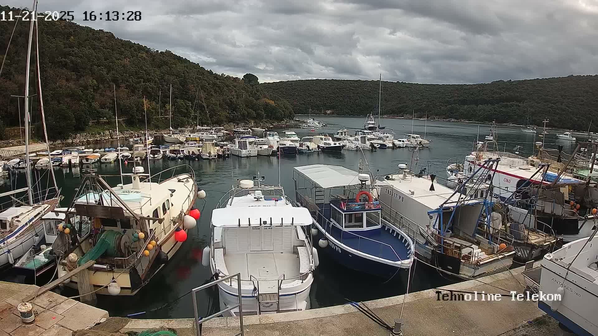 Krnica, Krnicki Porat Marine & Adriatic Coast Live Cam - Krnica, Opcina Marcana, Istria, Croatia