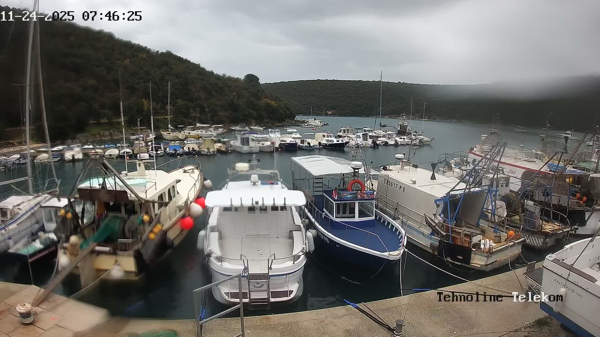 Krnica, Krnicki Porat Marine & Adriatic Coast Live Cam - Krnica, Opcina Marcana, Istria, Croatia