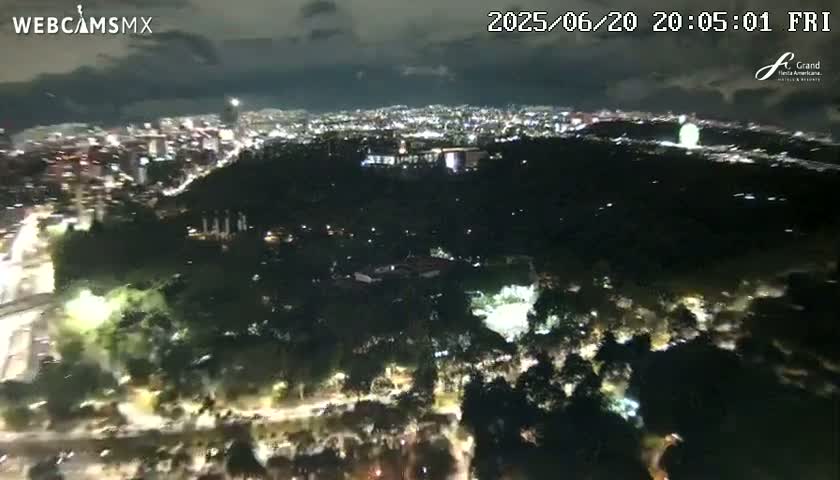 Ciudad de Mexico City - Miguel Hidalgo Castillo de Chapultepec Castle & Park Skylne Live Cam - Miguel Hidalgo, Ciudad de Mexico, Mexico 