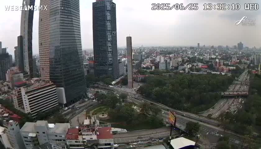 Ciudad de Mexico City - Miguel Hidalgo Castillo de Chapultepec Castle & Park Skylne Live Cam - Miguel Hidalgo, Ciudad de Mexico, Mexico 