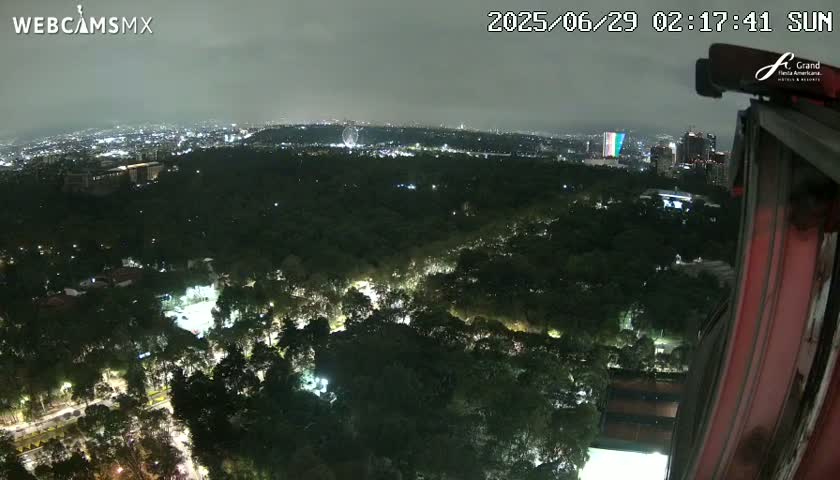 Ciudad de Mexico City - Miguel Hidalgo Castillo de Chapultepec Castle & Park Skylne Live Cam - Miguel Hidalgo, Ciudad de Mexico, Mexico 