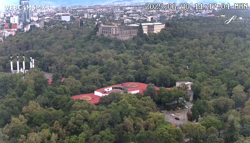 Ciudad de Mexico City - Miguel Hidalgo Castillo de Chapultepec Castle & Park Skylne Live Cam - Miguel Hidalgo, Ciudad de Mexico, Mexico 