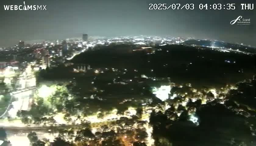 Ciudad de Mexico City - Miguel Hidalgo Castillo de Chapultepec Castle & Park Skylne Live Cam - Miguel Hidalgo, Ciudad de Mexico, Mexico 