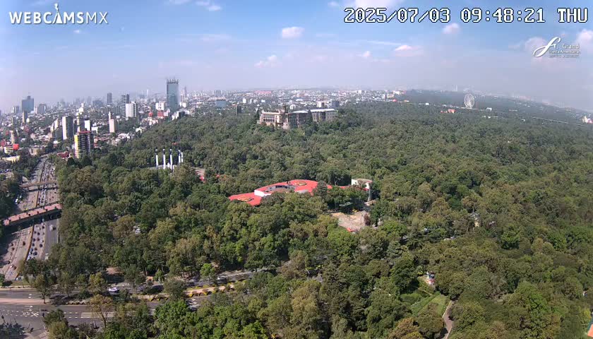Ciudad de Mexico City - Miguel Hidalgo Castillo de Chapultepec Castle & Park Skylne Live Cam - Miguel Hidalgo, Ciudad de Mexico, Mexico 