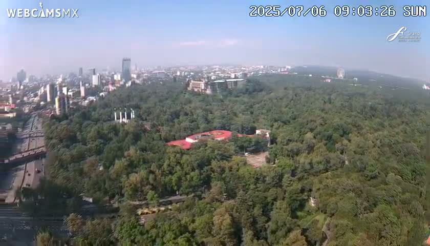 Ciudad de Mexico City - Miguel Hidalgo Castillo de Chapultepec Castle & Park Skylne Live Cam - Miguel Hidalgo, Ciudad de Mexico, Mexico 