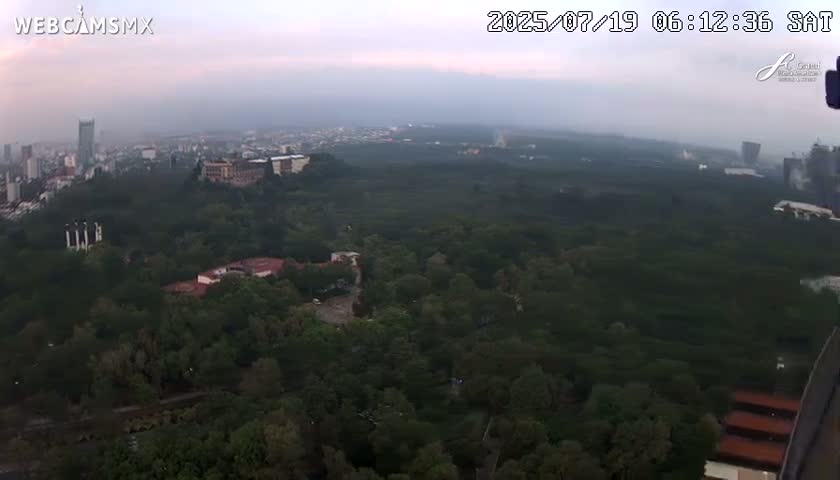 Ciudad de Mexico City - Miguel Hidalgo Castillo de Chapultepec Castle & Park Skylne Live Cam - Miguel Hidalgo, Ciudad de Mexico, Mexico 