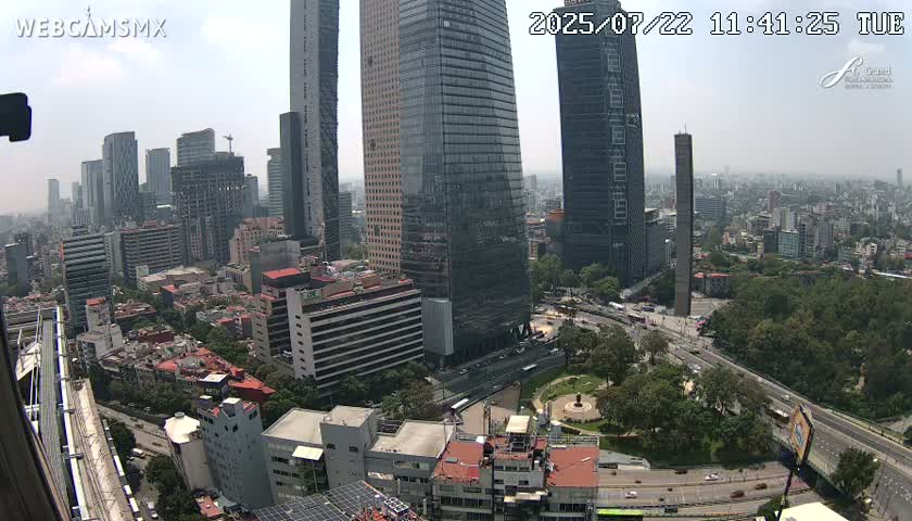 Ciudad de Mexico City - Miguel Hidalgo Castillo de Chapultepec Castle & Park Skylne Live Cam - Miguel Hidalgo, Ciudad de Mexico, Mexico 