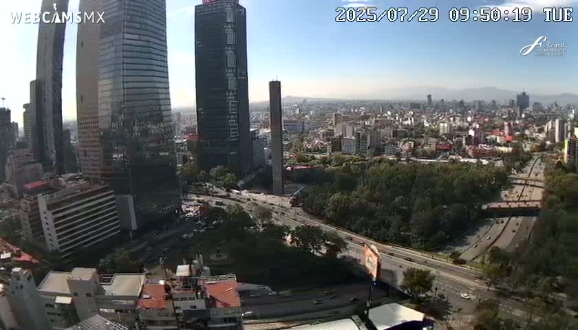 Ciudad de Mexico City - Miguel Hidalgo Castillo de Chapultepec Castle & Park Skylne Live Cam - Miguel Hidalgo, Ciudad de Mexico, Mexico 