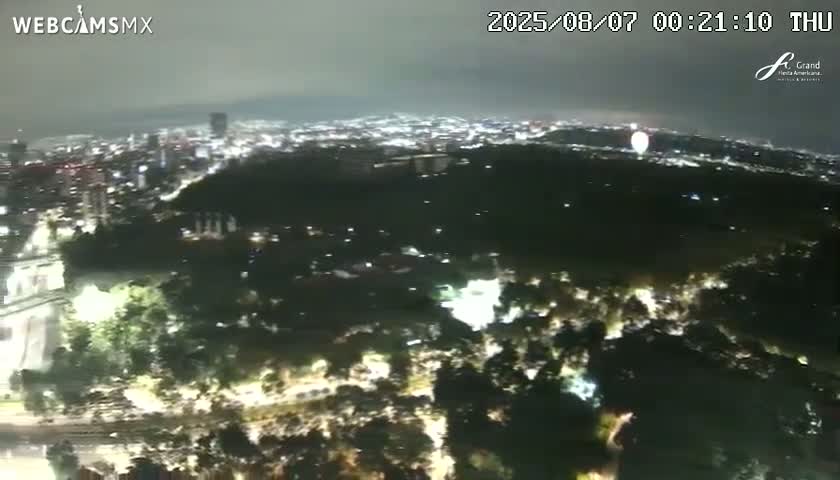 Ciudad de Mexico City - Miguel Hidalgo Castillo de Chapultepec Castle & Park Skylne Live Cam - Miguel Hidalgo, Ciudad de Mexico, Mexico 