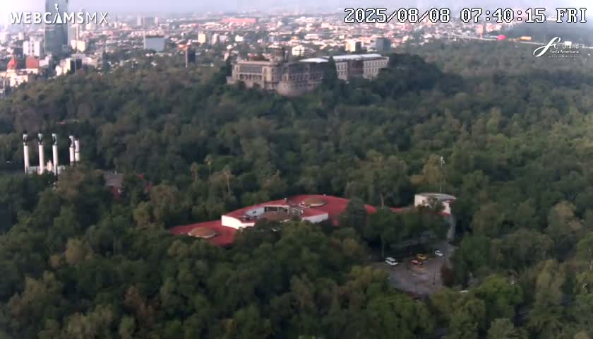 Ciudad de Mexico City - Miguel Hidalgo Castillo de Chapultepec Castle & Park Skylne Live Cam - Miguel Hidalgo, Ciudad de Mexico, Mexico 