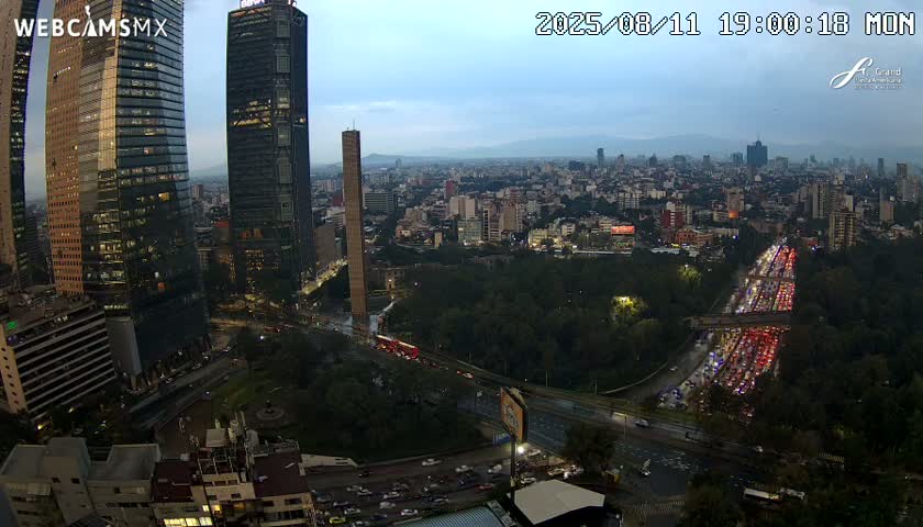 Ciudad de Mexico City - Miguel Hidalgo Castillo de Chapultepec Castle & Park Skylne Live Cam - Miguel Hidalgo, Ciudad de Mexico, Mexico 
