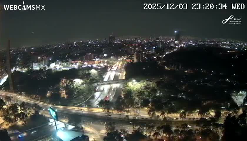 Ciudad de Mexico City - Miguel Hidalgo Castillo de Chapultepec Castle & Park Skylne Live Cam - Miguel Hidalgo, Ciudad de Mexico, Mexico 