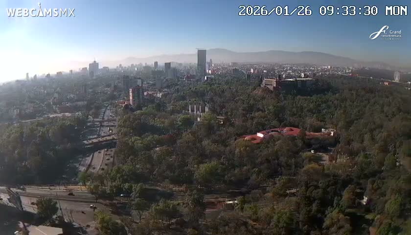 Ciudad de Mexico City - Miguel Hidalgo Castillo de Chapultepec Castle & Park Skylne Live Cam - Miguel Hidalgo, Ciudad de Mexico, Mexico 
