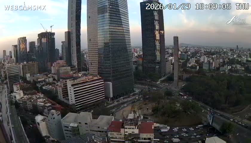 Ciudad de Mexico City - Miguel Hidalgo Castillo de Chapultepec Castle & Park Skylne Live Cam - Miguel Hidalgo, Ciudad de Mexico, Mexico 