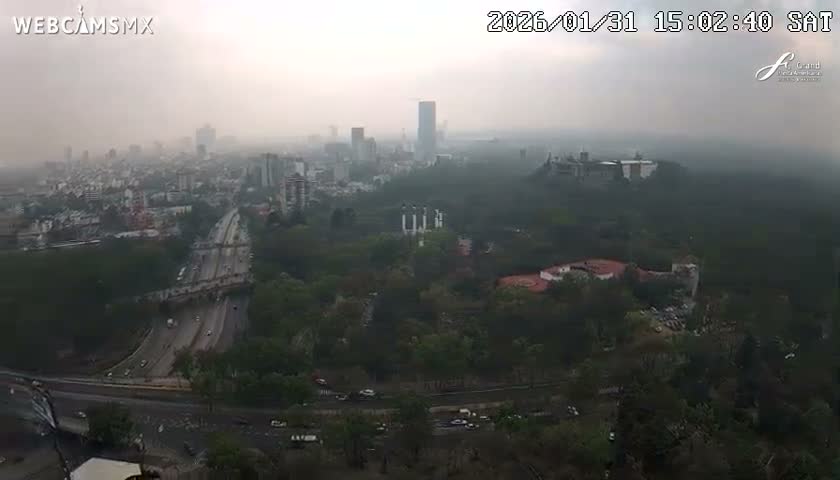 Ciudad de Mexico City - Miguel Hidalgo Castillo de Chapultepec Castle & Park Skylne Live Cam - Miguel Hidalgo, Ciudad de Mexico, Mexico 