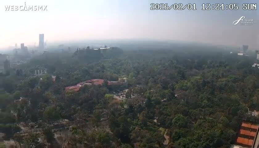 Ciudad de Mexico City - Miguel Hidalgo Castillo de Chapultepec Castle & Park Skylne Live Cam - Miguel Hidalgo, Ciudad de Mexico, Mexico 