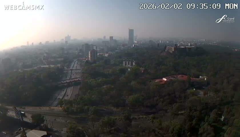 Ciudad de Mexico City - Miguel Hidalgo Castillo de Chapultepec Castle & Park Skylne Live Cam - Miguel Hidalgo, Ciudad de Mexico, Mexico 