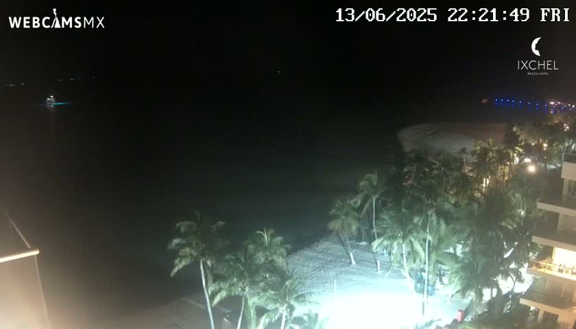 Isla Mujeres, Playa Cocal Beach Live Cam - Centro, Isla Mujeres, Quintana Roo, Mexico