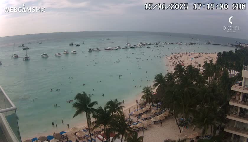 Isla Mujeres, Playa Cocal Beach Live Cam - Centro, Isla Mujeres, Quintana Roo, Mexico