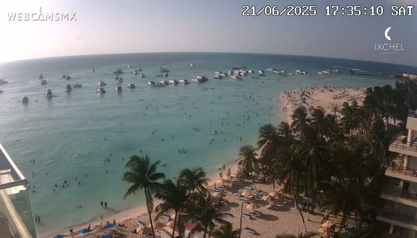 Isla Mujeres, Playa Cocal Beach Live Cam - Centro, Isla Mujeres, Quintana Roo, Mexico