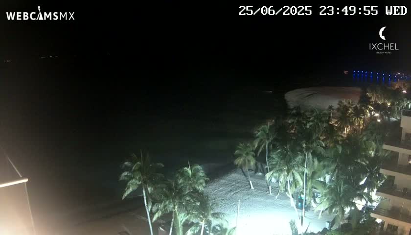 Isla Mujeres, Playa Cocal Beach Live Cam - Centro, Isla Mujeres, Quintana Roo, Mexico