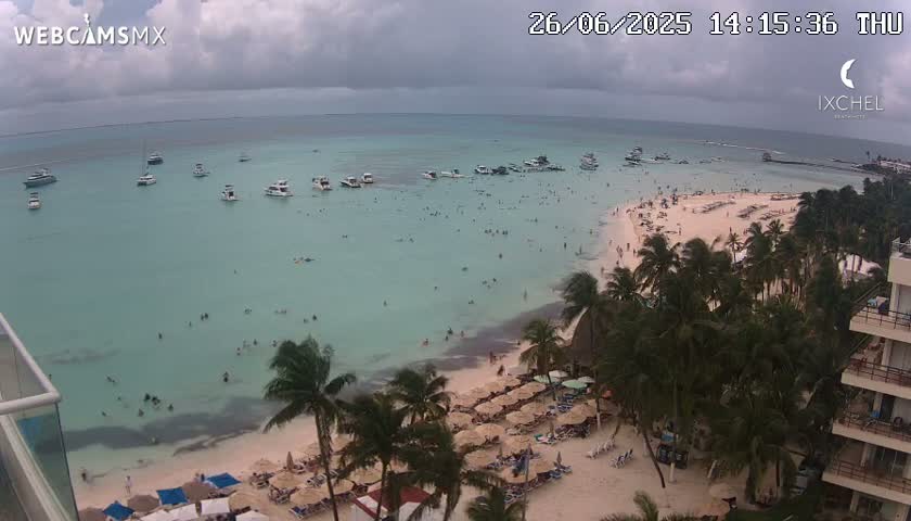 Isla Mujeres, Playa Cocal Beach Live Cam - Centro, Isla Mujeres, Quintana Roo, Mexico